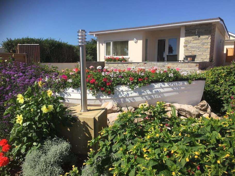 One Bedroom Bungalow With Private Garden At Parkland, Near Kingsbridge Kingsbridge  Extérieur photo